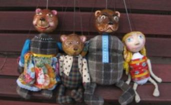 Tři medvědi a drzá Máša – Loutky bez hranic Praha